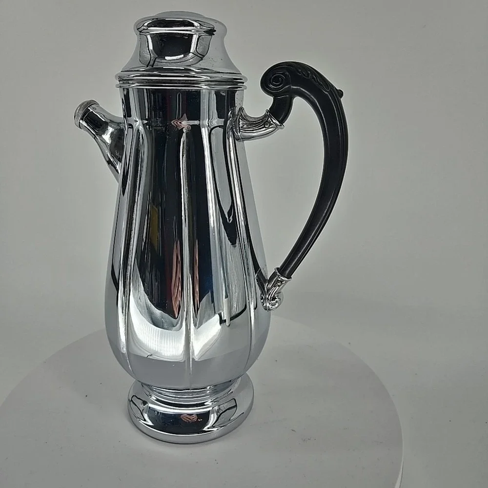 Vintage‎ Art Deco Farber Bros Krome-Kraft Chrome Cocktail Shaker - Bakelite...